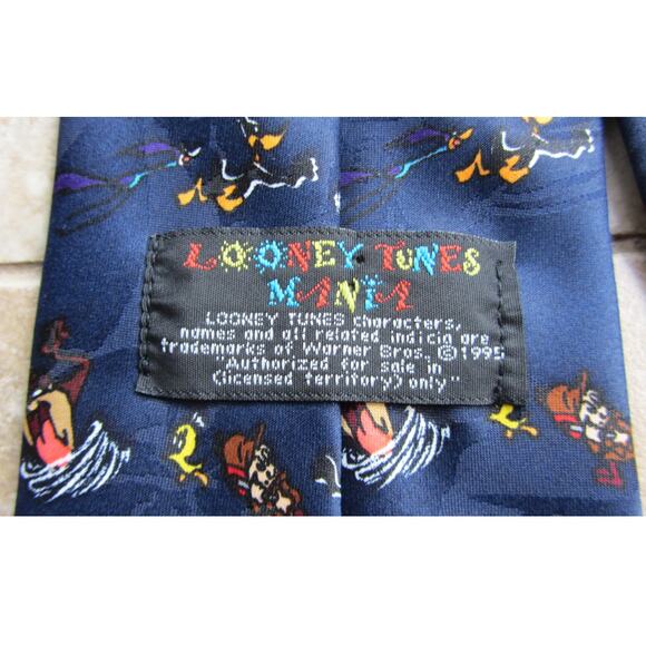 Vintage 90s Looney Tunes Novelty Print Necktie - Picture 2 of 4